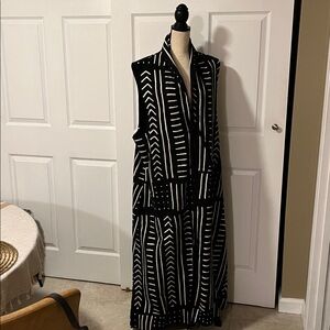 Orvis Black and White Geometric Maxi Dress